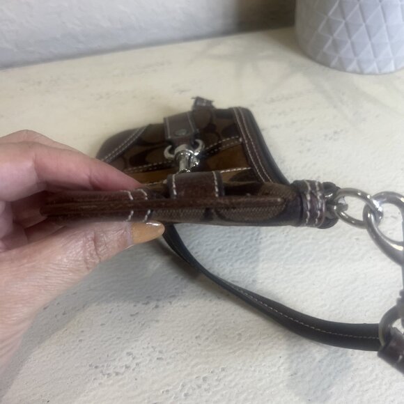 COACH PATCHWORK Vintage (2004) Leather Suede Fabric Signature C WRISTLET Wallet - Picture 6 of 9